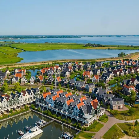 With Sauna, Near The Markermeer * Uitdam